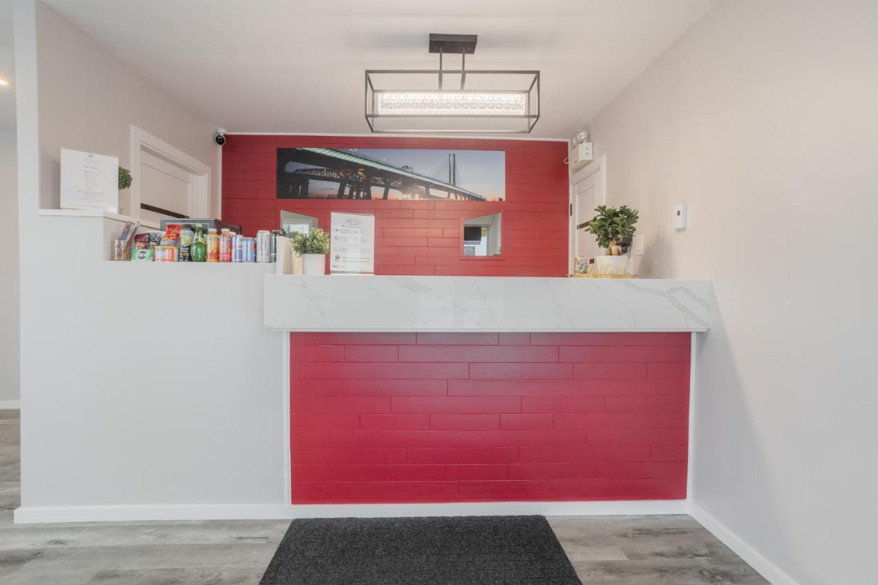 Motel Champlain Brossard Exterior photo