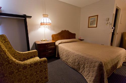 Motel Champlain Brossard Exterior photo