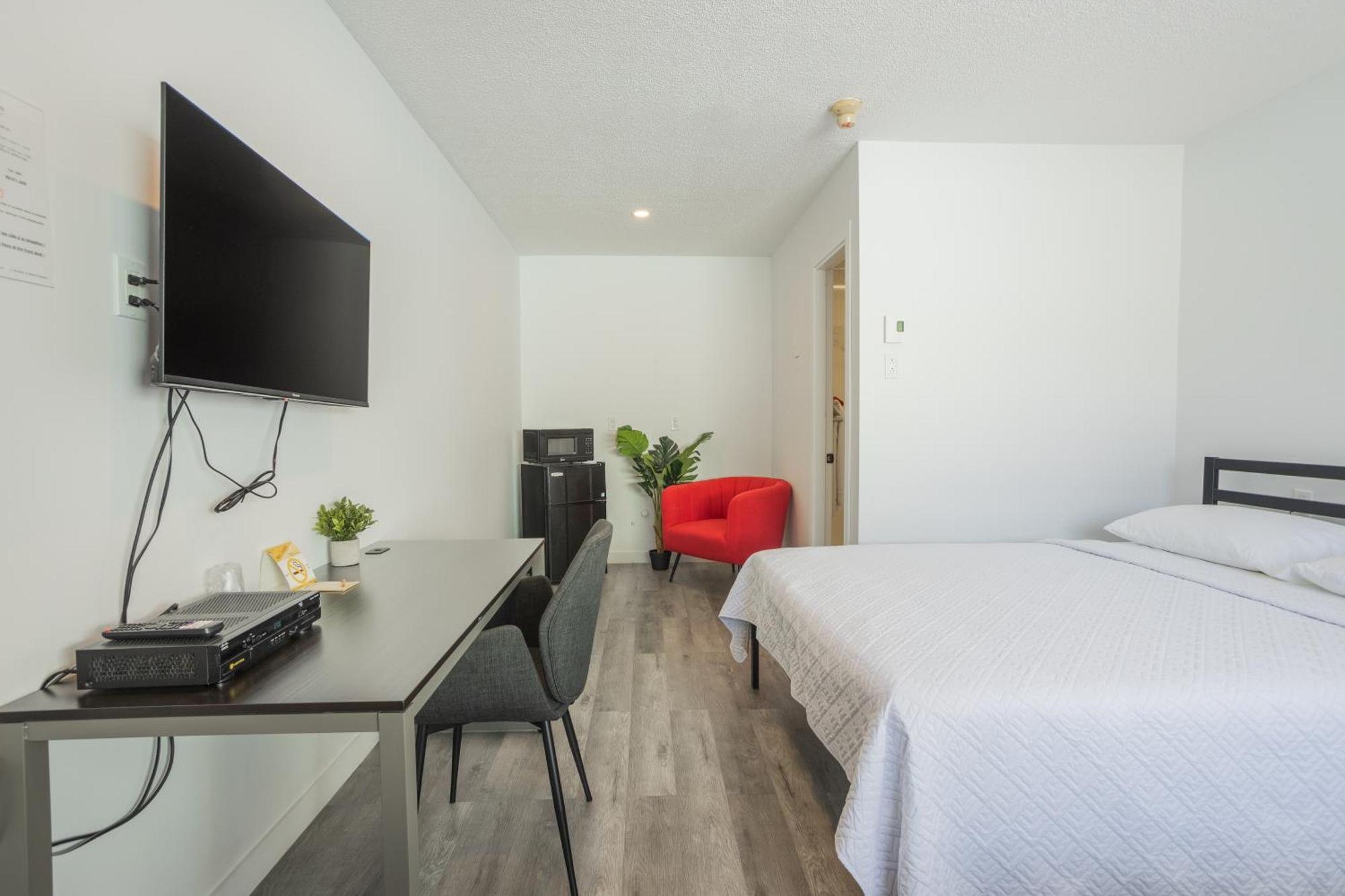 Motel Champlain Brossard Exterior photo